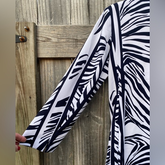 Dennis by Dennis Basso Zebra Print Long Sleeve Tunic Dress - Picture 12 of 12